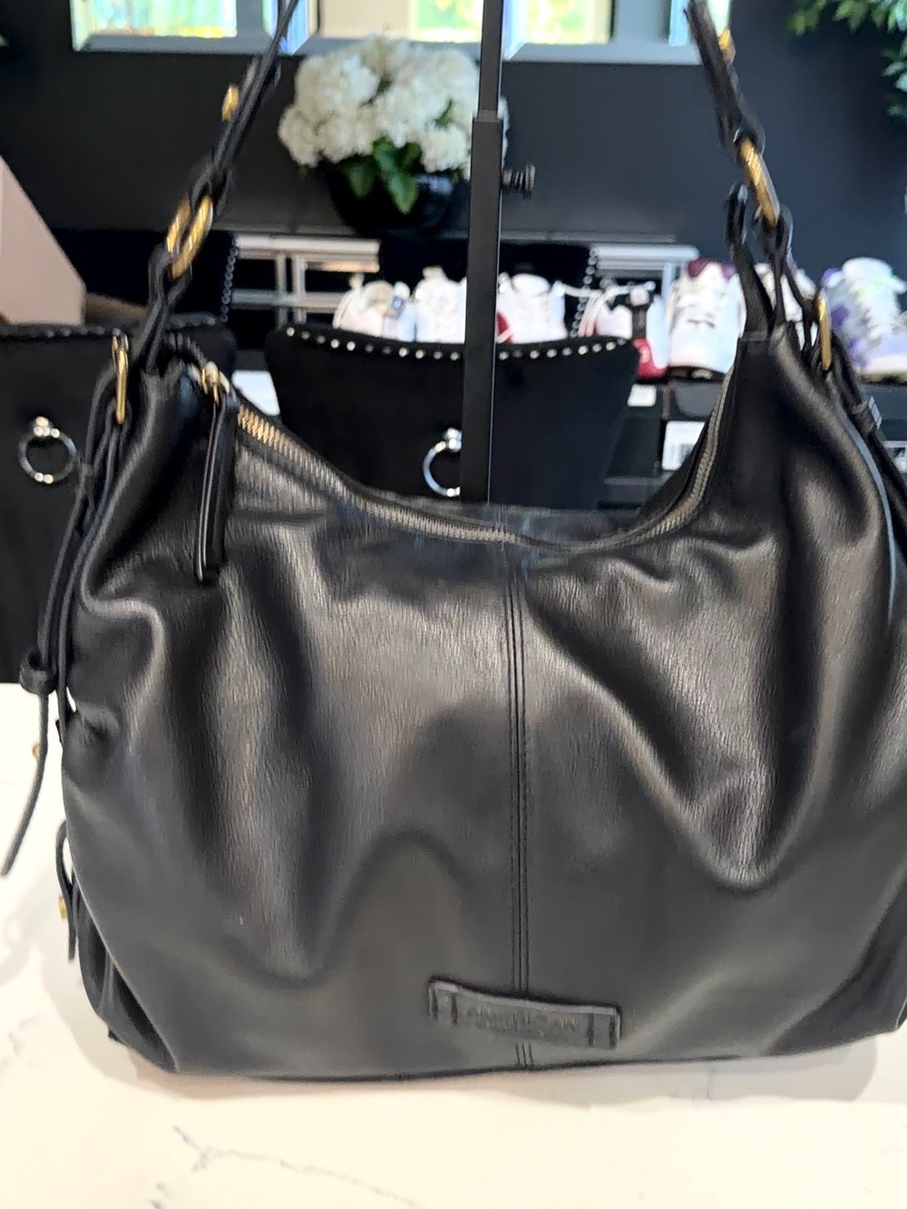 Classic Black Leather Shoulder Bag - Timeless Everyday Carry